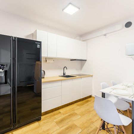 Apartament 5 Osobowy By Perlowa Przystan Rent Kołobrzeg Exteriör bild